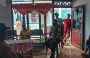 Sambang Bapak Geri Ratila Bhabinkamtibmas Lelingluan Himbau Terapkan Prokes