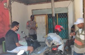 Bhabinkamtibmas Olilit Barat Sosialisasikan UU kepada Pemuda Warga Rt17/Rw004