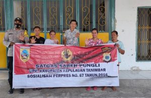 Bhabinkamtibmas Olilit Barat Giat Sosialisasi Satgas Saber Pungli Kepada Ibu-Ibu Desa