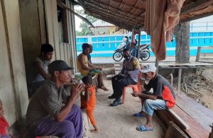 Bhabinkamtibmas Batuputih Giat DDS Sosialisasi Prokes Covid-19