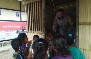 Bhabinkamtibmas Amdasa Laksanakan Program Belajar Anak Dengan Materi Yang Kreatif