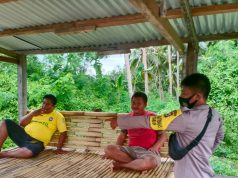 Bhabinkamtibmas Tumbur Giat Sambang Sampaikan Pesan Terapkan 4M