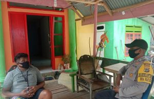 Bhabinkamtibmas Lauran Giat DDS Bapak Barles Slarmanat Ajak Pakai Masker