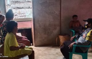 Bhabinkamtibmas Welutu Giat Sambang Himbau Warga Jaga Jarak