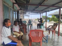 Bhabinkamtibmas Amdasa Giat DDS Ibu Renci Titirloloby Himbau Jaga Jarak