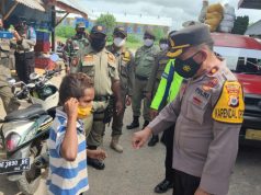 Kembali 200 Masker dibagikan dalam Ops Yustisi kepada Masyarakat oleh personil gabungan TNI/Polri Polres Kepulauan Tanimbar