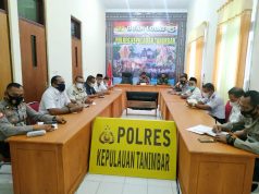 Kapolres Kepulauan Tanimbar bersama Unsur Forkopimda Ikuti Giat Rakor lintas Sektoral Mabes Polri secara Virtual