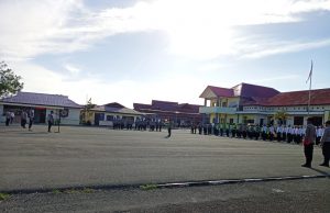 Pimpin apel pagi personil, Waka Polres Kep. Tanimbar berikan Jukrah dan ajak personil Imbau masyarakat dan keluarga tidak Mudik Lebaran
