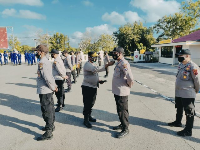 1. Pemeriksaan Sikap tampang