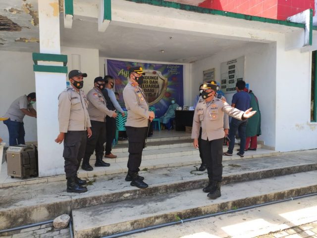 3. Kapolres_Cek Vaksin