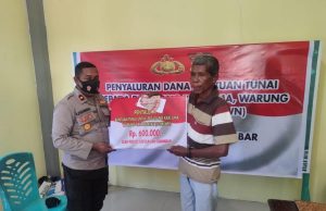 230 orang pelaku usaha PKL, Warung dan Nelayan terima saluran bantuan BTPKLWN dari Polres Tanimbar dihari ketiga