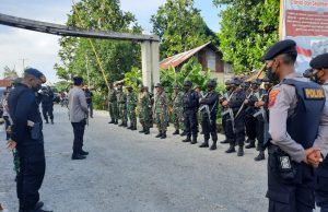 Polres Tanimbar, TNI dan Brimob bergerak Cepat turun TKP redam situasi konflik desa arma dan desa Watmuri