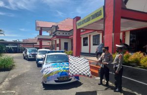 100 Paket Sembako dibagikan kepada Warga kurang mampu oleh Sat Lantas Polres Tanimbar jelang Idul Fitri 1443 H