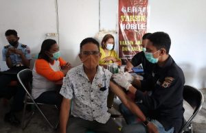 156 Orang disuntik pada Gerai Vaksinasi serentak Polres Tanimbar