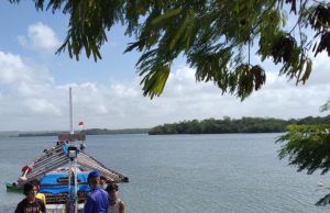 KRYD dihari libur kerja tetap dilakukan personil Sat Polairud Polres Tanimbar di Pelabuhan Omele Sifnana Saumlaki