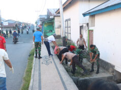 Hadir dalam kegiatan Tos Ngamone, Jajaran Polres Kepulauan Tanimbar berkomitmen untuk ciptakan lingkungan yang bersih