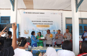 Wujud penghormatan, PJU Polres Kepulauan Tanimbar serentak kunjungi berbagai jenjang Sekolah di Hari Guru Nasional