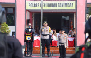 Fokus pengamanan Nataru, Kapolres Kepulauan Tanimbar pimpin Apel Gelar Pasukan Operasi Lilin Salawaku 2025