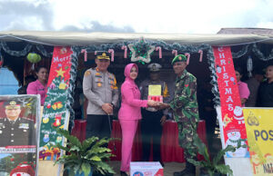 Dukungan moril, Kapolres Kepulauan Tanimbar bersama PJU dan Bhayangkari kunjungi Pos Operasi Lilin Salawaku 2025