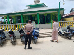 Wujudkan Toleransi Beragama, Personel Pos Pam Ops Lilin Salawaku 2025 amankan Ibadah Sholat Jumat