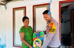 Kembali wujudkan kepedulian sesama, Bhabinkamtibmas Wadankuo salurkan bantuan sembako