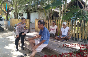 Jaga keakraban dan serap informasi, Bhabinkamtibmas Ilngei sambangi Warga