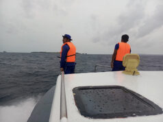 Sat Polair Polres Kepulauan Tanimbar dan Basarnas perluas area pencarian penumpang KM. Pangrango yang lompat ke laut
