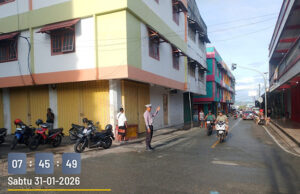 Tingkatkan Kamseltibcarlantas, Sat Lantas Polres Kepulauan Tanimbar gelar pengaturan pagi di titik rawan