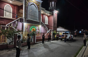 Jaga kekhusyukan Bulan Ramadhan, Polres Kepulauan Tanimbar gelar patroli UKL menjelang sahur