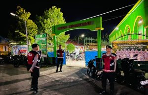 Sat Samapta Polres Kepulauan Tanimbar perketat pengamanan Sholat Tarawih, pastikan Ibadah nyaman