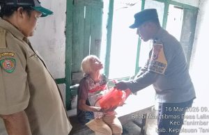 Salurkan bansos untuk Lansia kurang mampu, Bhabinkamtibmas Lelingluan wujudkan kepedulian sesama