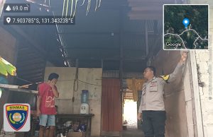 Sambangi Warga terdampak cuaca ekstrem, Bhabinkamtibmas Wowonda Imbau kewaspadaan dan evakuasi mandiri