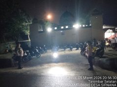 Pastikan kekhusyukan, Bhabinkamtibmas Sifnana amankan Sholat Tarawih