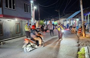 Jaga kekhusyukan Tarawih, Petugas Pos Pam amankan salah satu pengendara ugal-ugalan