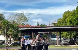Pimpin apel pagi, Kapolres Kepulauan Tanimbar ucapkan selamat Paskah dan beri apresiasi ke Personel