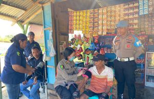 Sidokkes Polres Kepulauan Tanimbar gelar pemeriksaan kesehatan gratis bagi pengemudi ojek dan Masyarakat