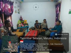 Intensifkan patroli sambang, Bhabinkamtibmas Lermatang jaga kondusifitas Desa binaan di malam hari