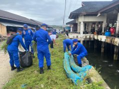 Aksi Nyata Satuan Polair Polres Kepulauan Tanimbar kembali jaga kebersihan area Pasar Ikan