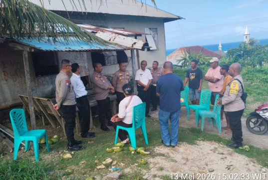 Polres Kepulauan Tanimbar dan Polsek Jajaran berhasil redam konsentrasi massa dua Desa di Kormomolin