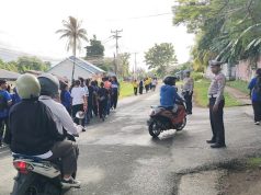 Ciptakan rasa aman, Sat Lantas Polres Kepulauan Tanimbar kawal jalan santai dan aksi peduli lingkungan oleh Pelajar