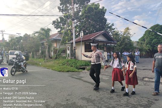 Antisipasi kemacetan dan laka lantas, Sat Lantas Polres Kepulauan Tanimbar aktif gelar pengaturan pagi