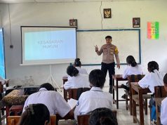 Lewat program ‘Polisi Mengajar’, Bhabinkamtibmas Keliobar sosialisasikan kesadaran Hukum berbasis Adat