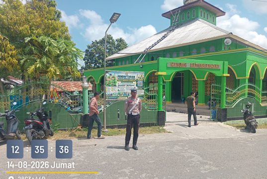 Ciptakan rasa aman, Sat Lantas Polres Kepulauan Tanimbar amankan ibadah Sholat Jumat Berjamaah